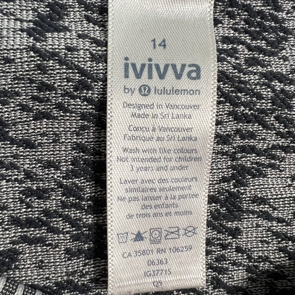 Ivivva by Lululemon Fly‎ Tech Top Girls 14 Long Sleeve Activewear Heather Gray - Picture 2 of 7